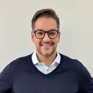 Dr Leonardo Viana Nicacio profile